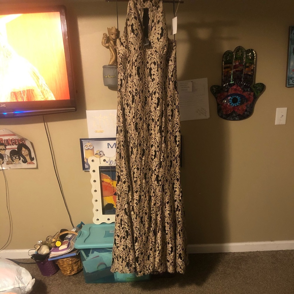 Nightway Mermaid Dress (Gold/Black)